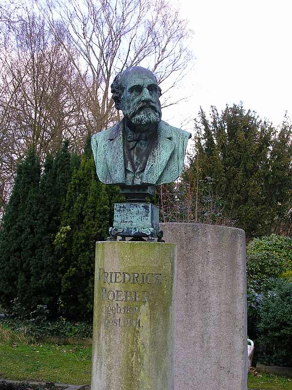 Grabmal Roeber auf dem Dsseldorfer Nordfriedhof!