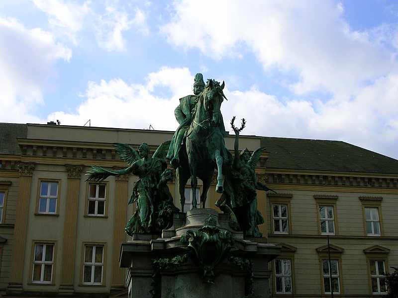 Kaiser Wilhelm I. Denkmal auf dem Martin Luther Platz in Dsseldorf!